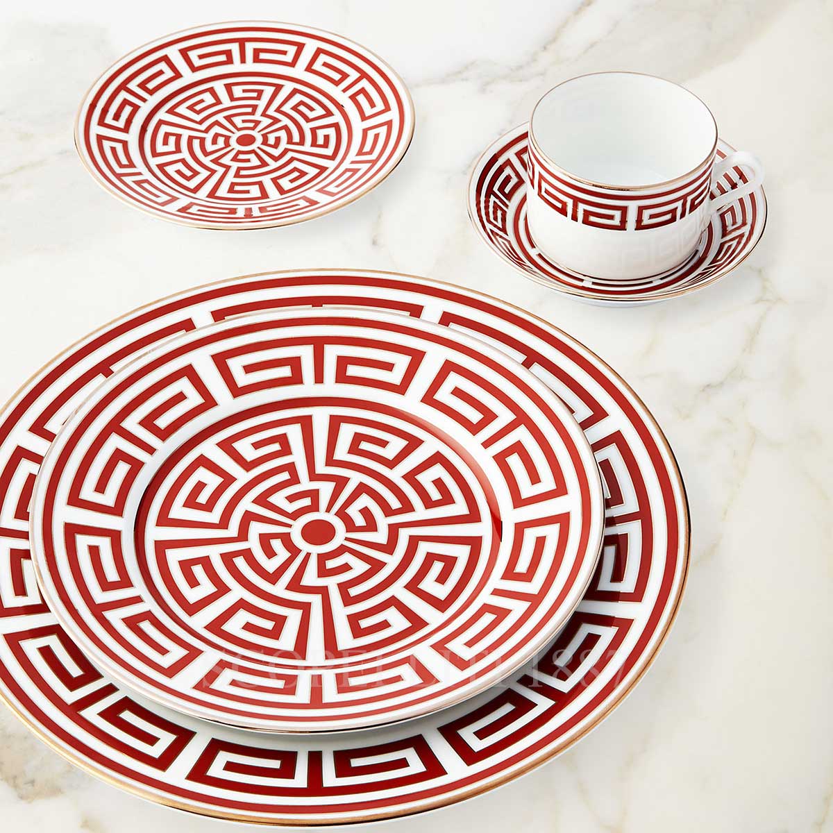 Labirinto Dinnerware Scarlatto