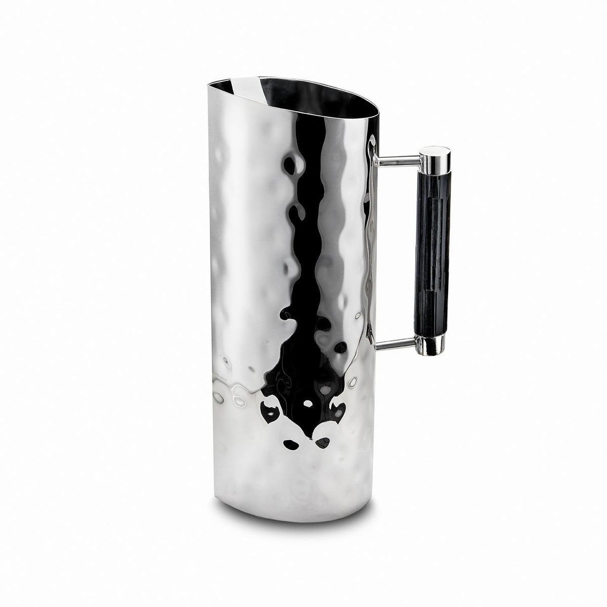 Tundra Resin Black Handle Pitcher
