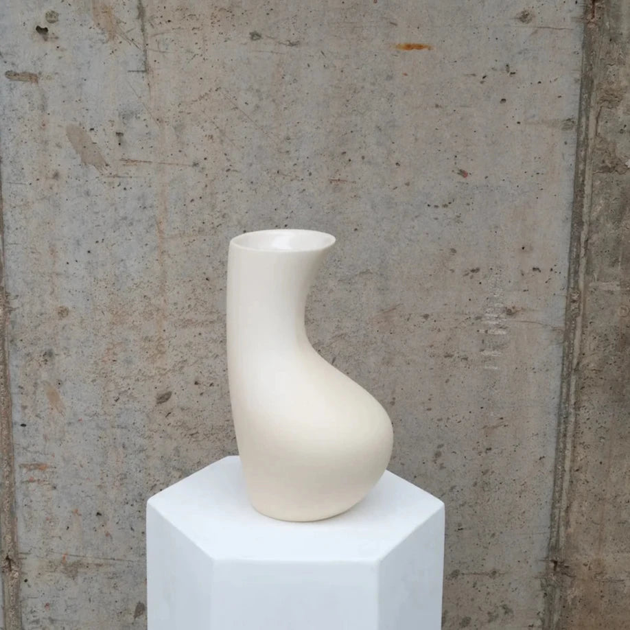 Ampersand Vase White