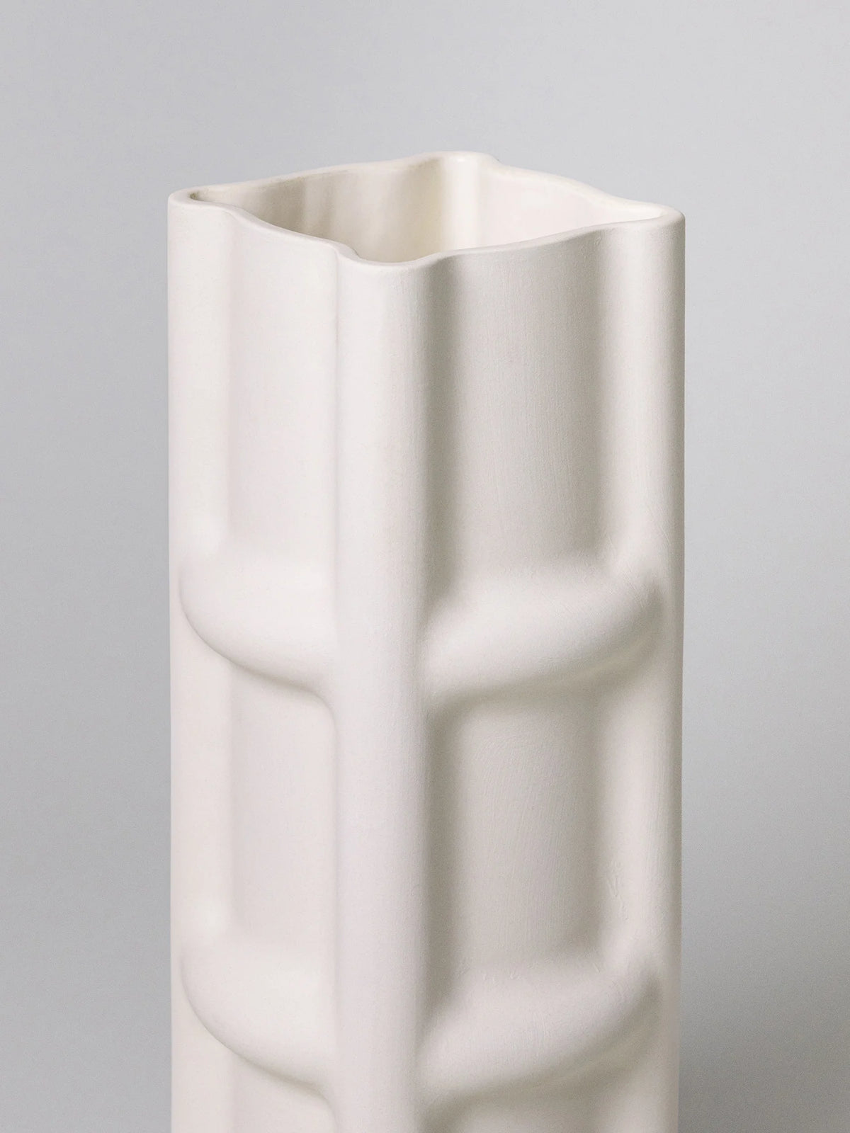 Faye Vase - Ivory