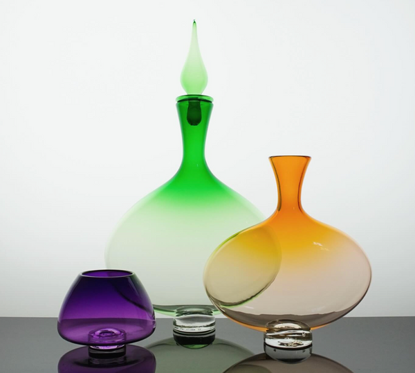 Emerald Oval Bottle with Top