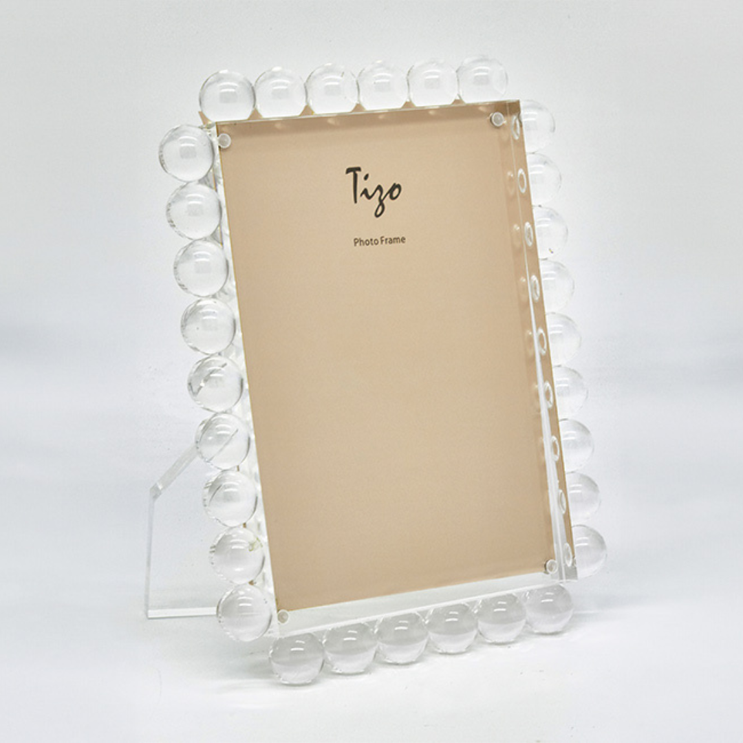 Lucite Bubble Frame Clear 8 x 10". 