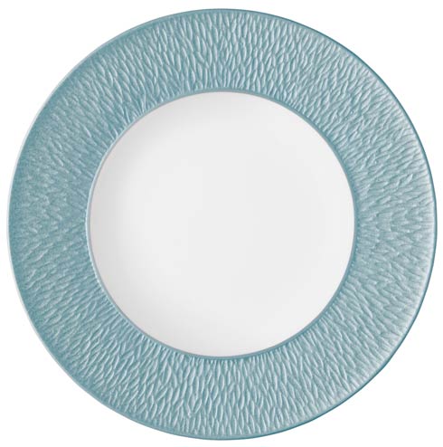 Mineral Irise Dinnerware Sky Blue