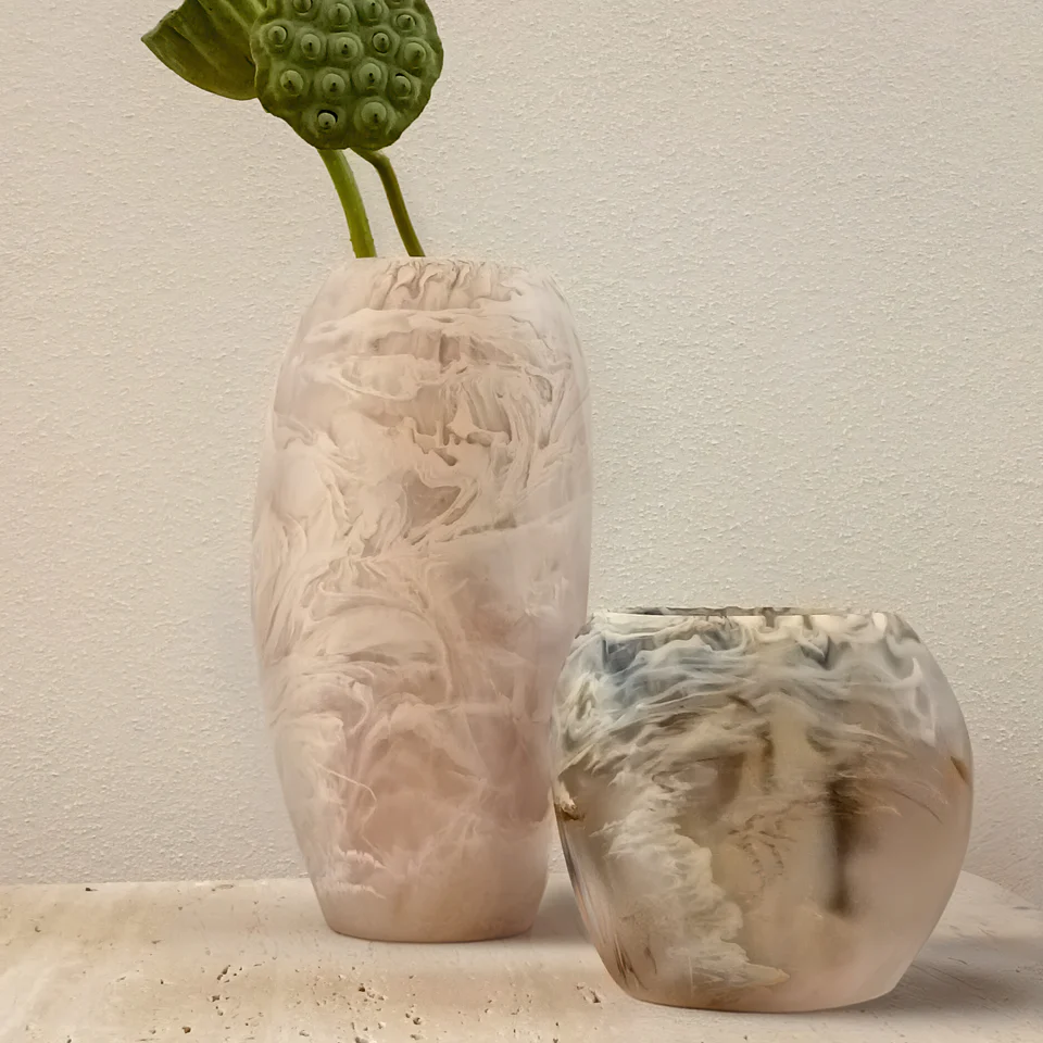 Oceania Resin Vase Blush -