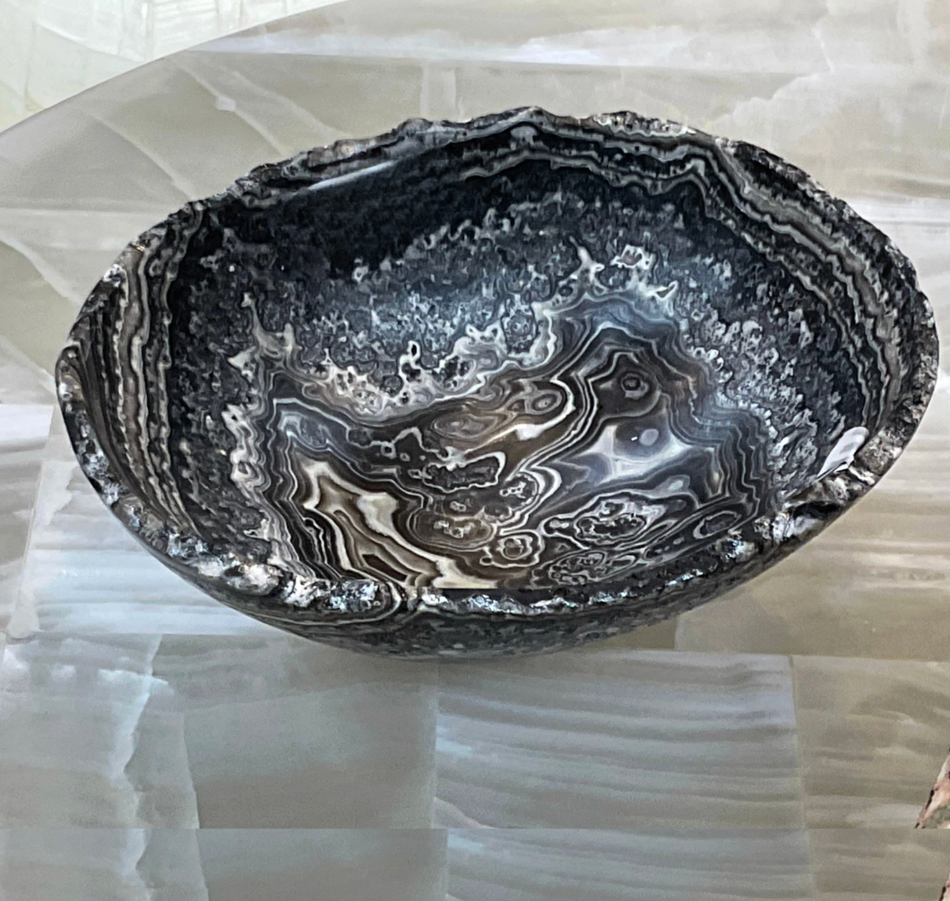 Onyx Black and White Bowl Quartz Crystalline