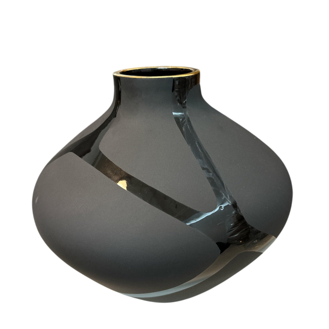 Diamond Black Matte Vase