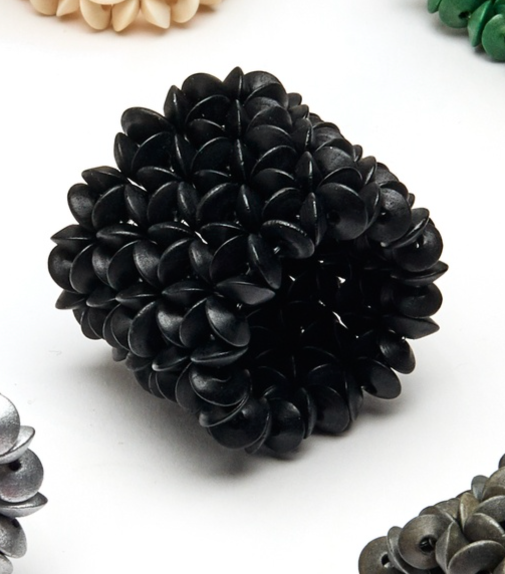 Floral Wood Cuff Napkin Ring s/4 - Black