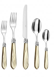 Diana Flatware Five Piece Setting - Horn