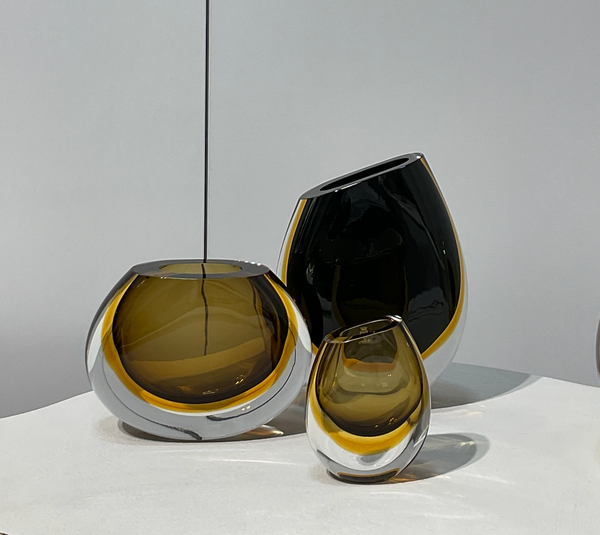 Vase 96 - Black Amber