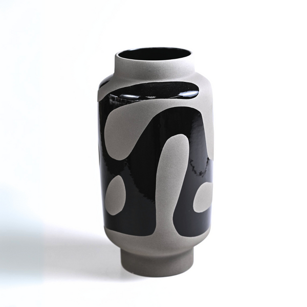 Lava Vase Black