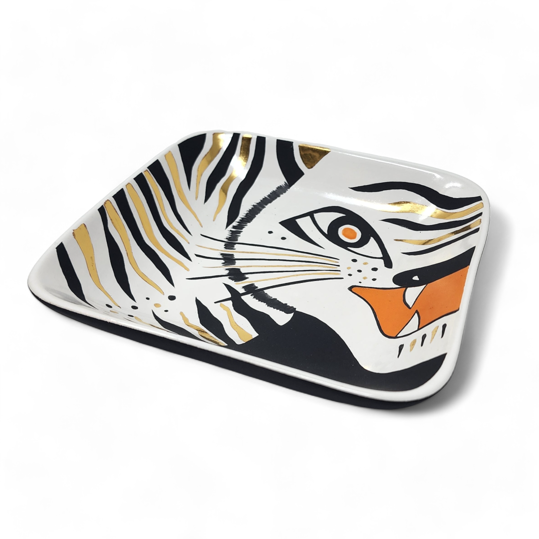 Tiger Ceramic Tray Black Medium.