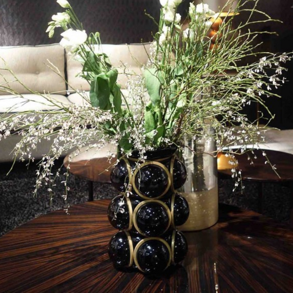 VM Geometric Circle Vase - Black