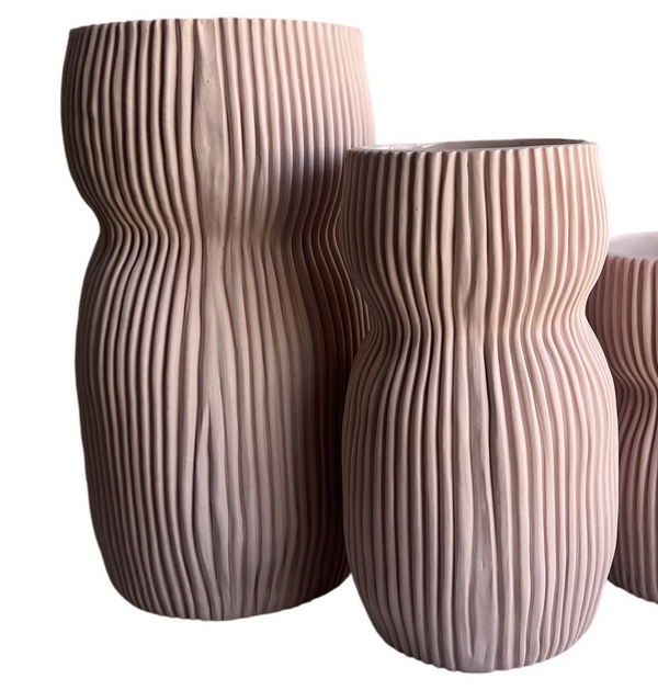 Curvy Round Vase Pink