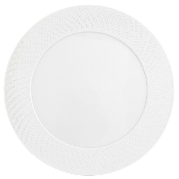 A round white ceramic plate from Meissen’s Waves Relief N°41 collection, featuring a subtle textured pattern along the rim inspired by the refined aesthetics of MEISSEN Waves Relief porcelain dinnerware, viewed from above on a plain light background.