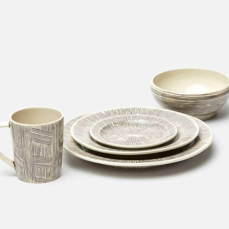 Nolan Dinnerware Black Cream