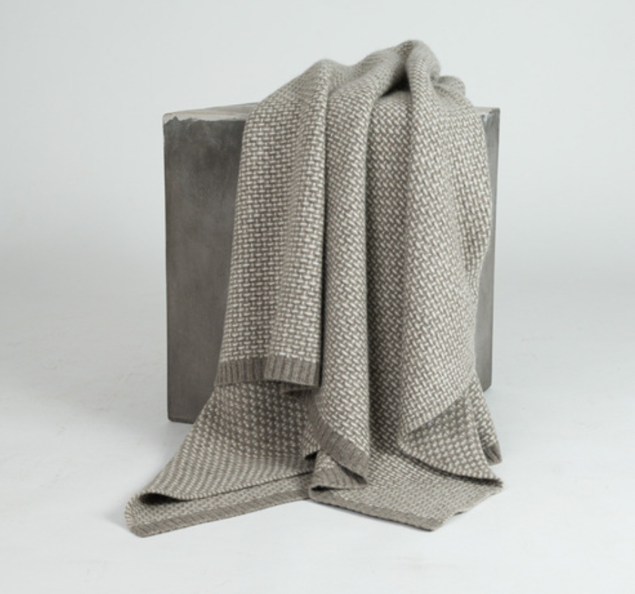 Cashmere Taiga Knit Throw  Platinum