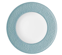 Mineral Irise Dinnerware Sky Blue