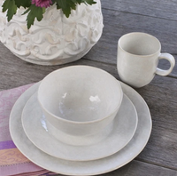 Cozina Glazed Stoneware Dinnerware