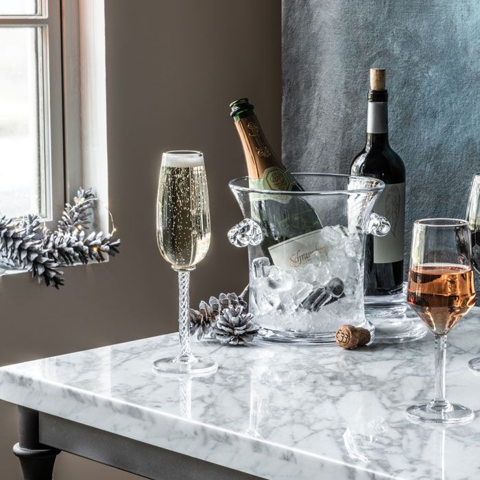 Dining table with online ice bucket